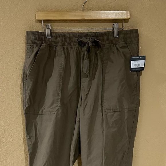 NWT Eddie Bauer Utility Cargo Hiking Slighty Curvy Regular Pants Women’s Size 12 - Picture 12 of 12